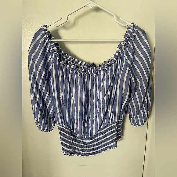 Dynamite Off-the-Shoulder Blue & White Striped Top (Size Large) - Picture 2 of 5